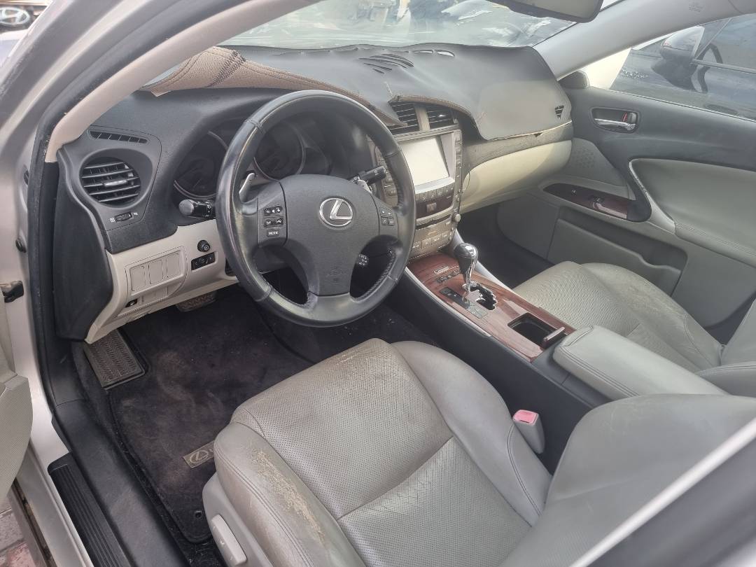 2006 LEXUS IS 250 — 181179 Miles — Lot 12206 — Ind. 12 - Marhaba Auctions Used Cars - Image 6