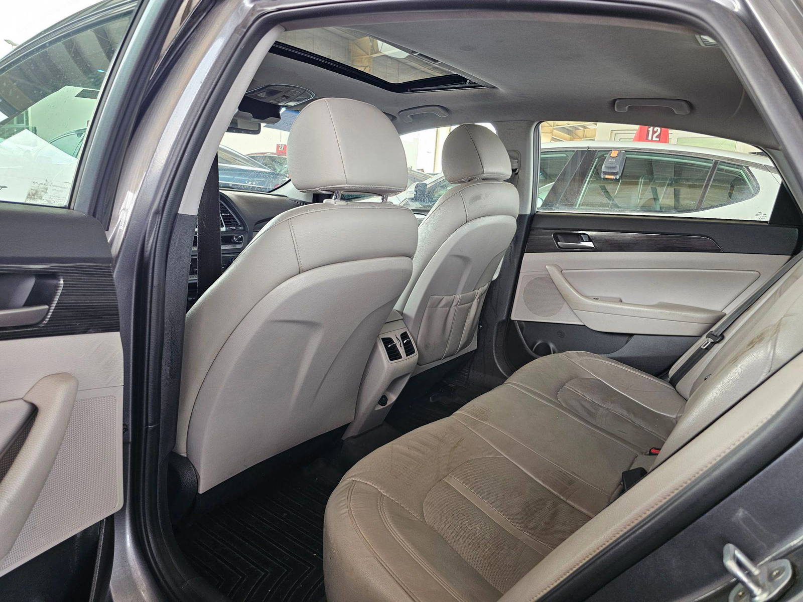 2019 HYUNDAI SONATA — 176862 Miles — Lot 769299 — Ind. 12 - Marhaba Auctions Used Cars - Image 6