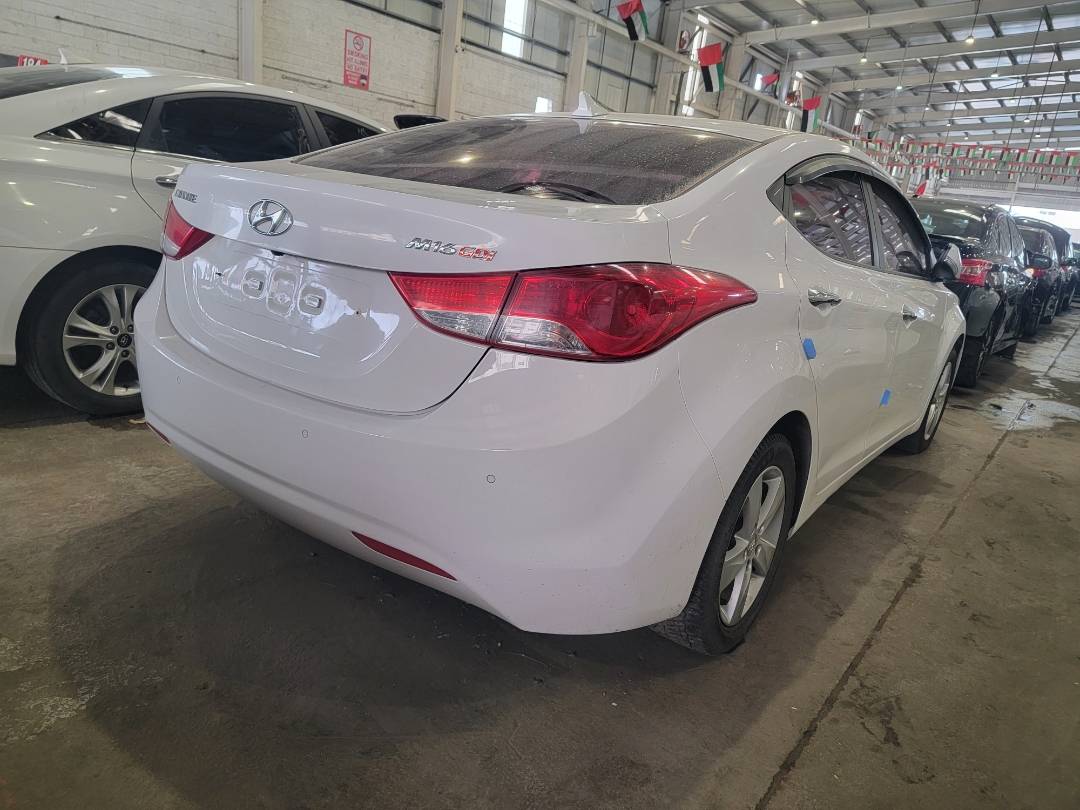 HYUNDAI AVANTE 2012 - Marhaba Auction Used Cars - Image 3