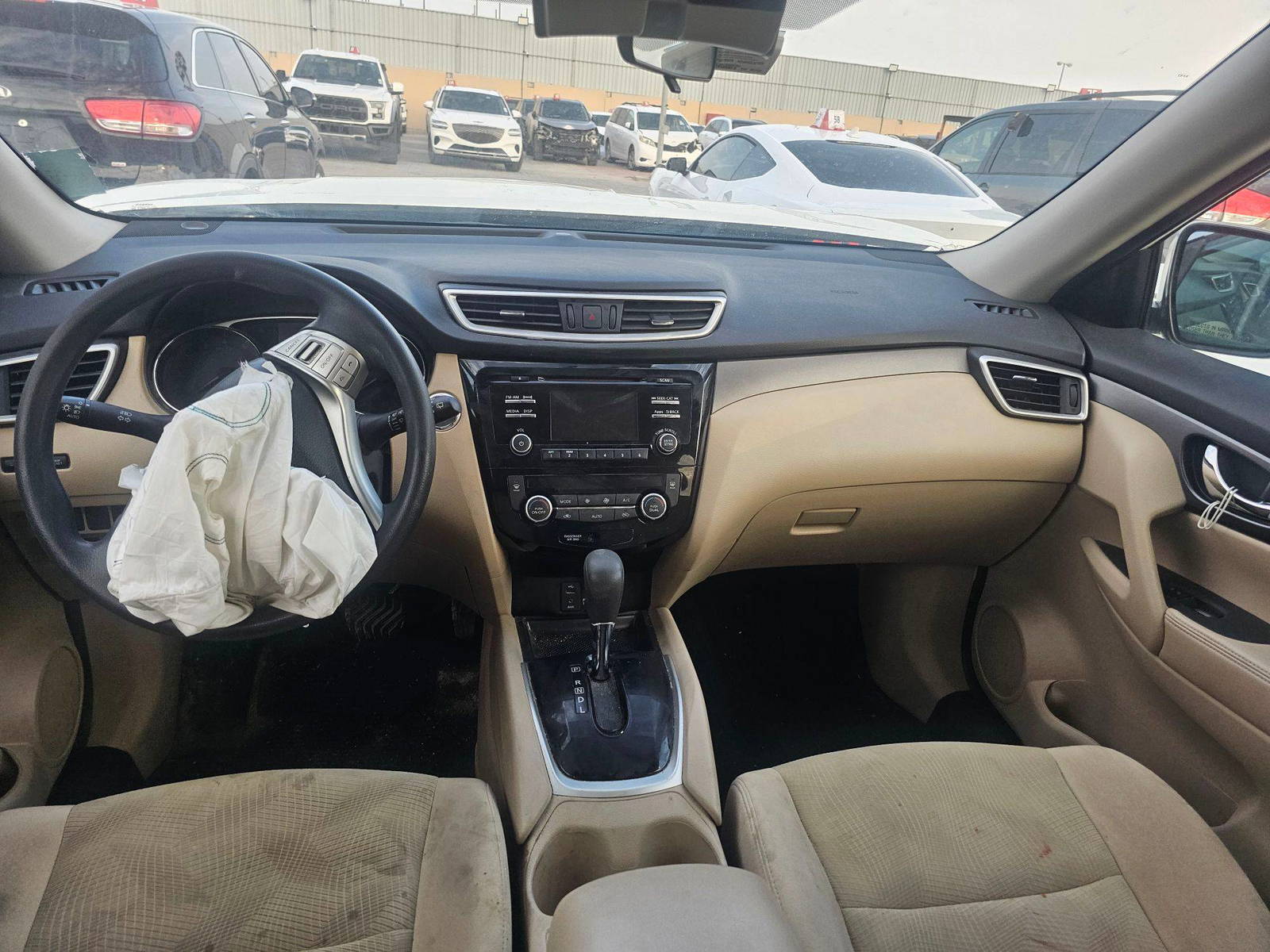 NISSAN ROGUE 2016 - Marhaba Auction Used Cars - Image 8
