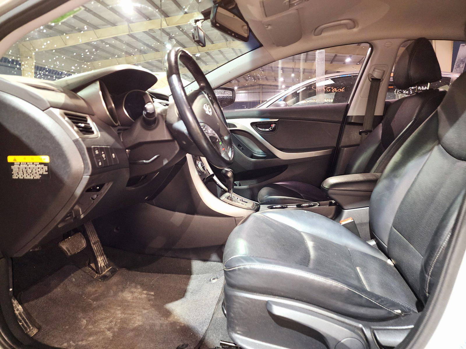 2013 HYUNDAI AVANTE — 156517 KM — Lot 643809 — Souq - Marhaba Auctions Used Cars - Image 8