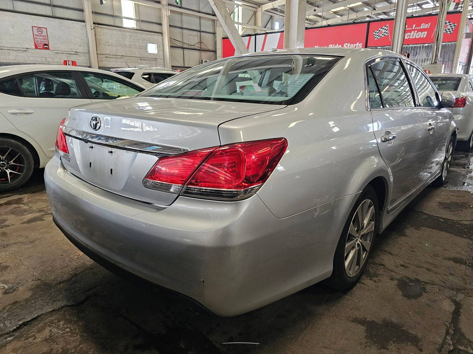 TOYOTA AVALON 2012 - Marhaba Auction Used Cars - Image 4