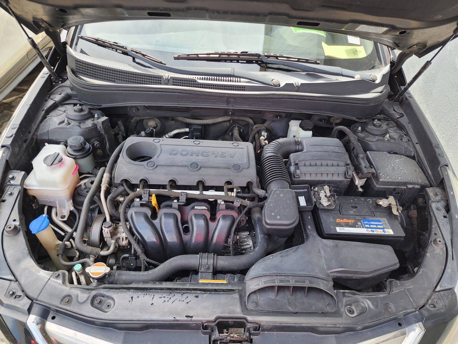 2010 HYUNDAI SONATA — 205605 KM — Lot 002939 — Al Quoz - Marhaba Auctions Used Cars - Image 13