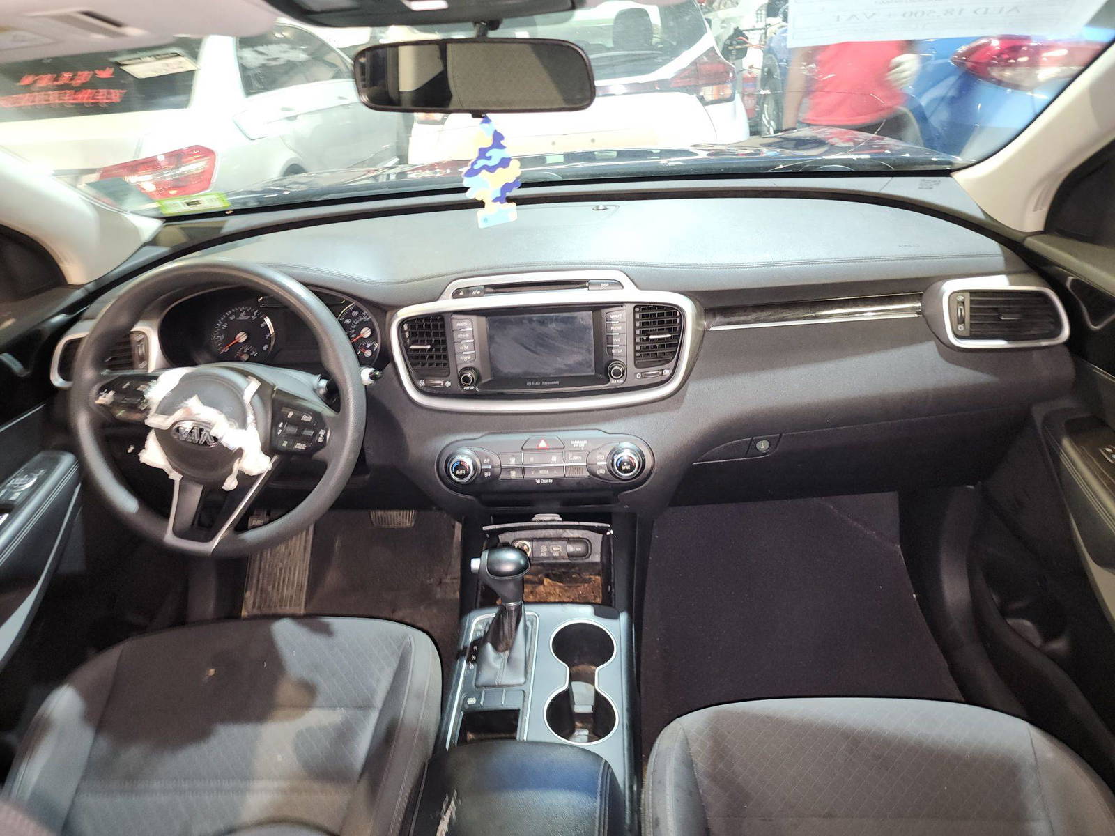 2018 KIA SORENTO — 95099 Miles — Lot 39226908 — Main - Marhaba Auctions Used Cars - Image 7