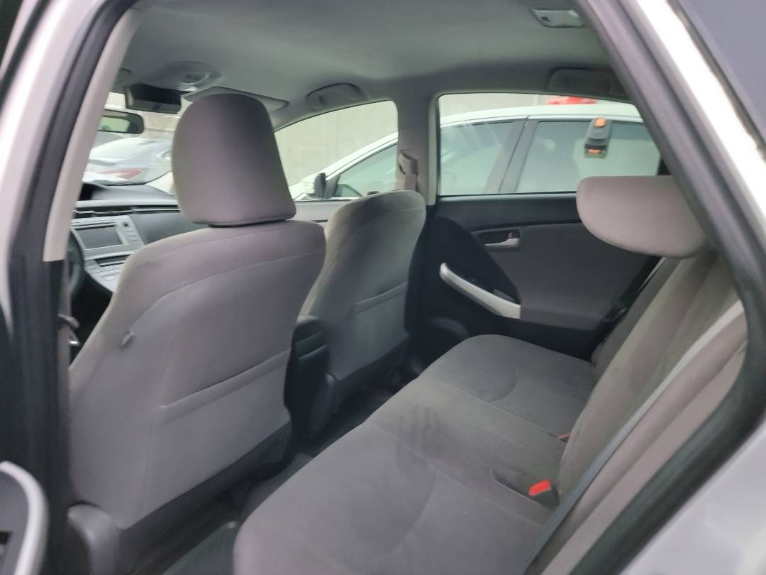2015 TOYOTA PRIUS — 259327 Miles — Lot 43049250 — Main - Marhaba Auctions Used Cars - Image 8