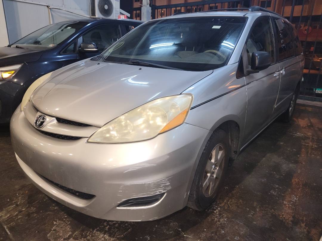 2010 TOYOTA SIENNA — 149407 Miles — Lot 78437543 - Marhaba Auctions Used Cars - Image 8