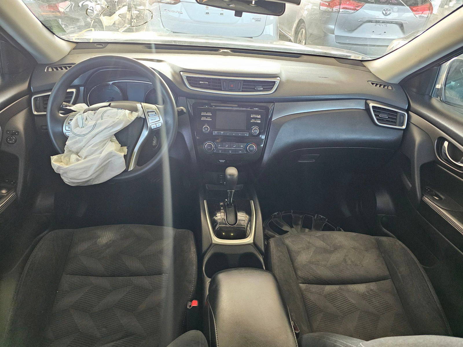 2015 NISSAN ROGUE — 192236 Miles — Lot 91776715 — Souq - Marhaba Auctions Used Cars - Image 5