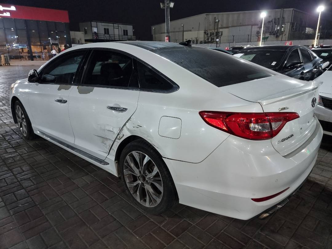 2015 HYUNDAI SONATA — 142381 Miles — Lot 195251 — Ind. 12 - Marhaba Auctions Used Cars - Image 4