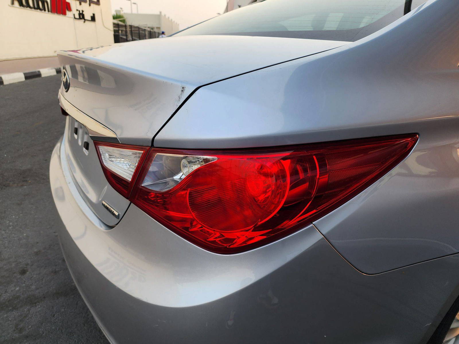 2012 HYUNDAI SONATA — 131661 Miles — Lot 41637274 — Souq - Marhaba Auctions Used Cars - Image 4