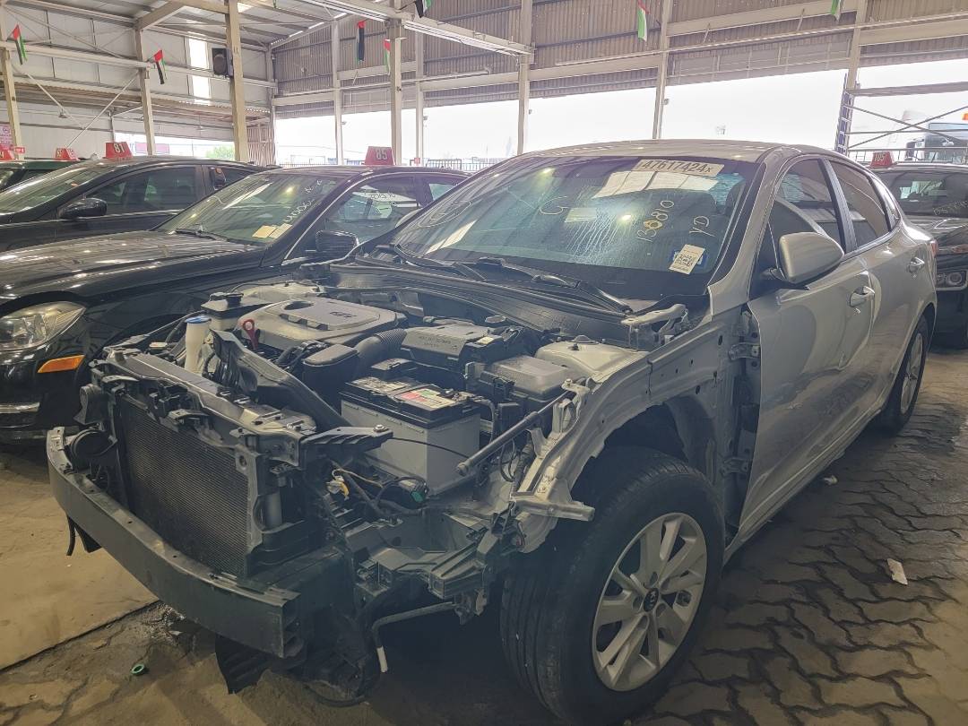 2017 KIA OPTIMA — 130810 Miles — Lot G148733 — Souq - Marhaba Auctions Used Cars - Image 5