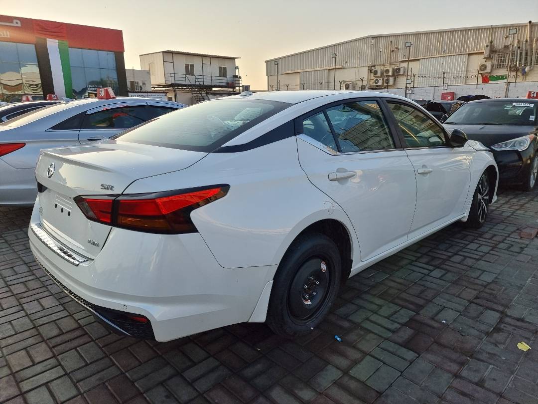 2022 NISSAN ALTIMA — 20581 Miles — Lot 124578 — Main - Marhaba Auctions Used Cars - Image 4