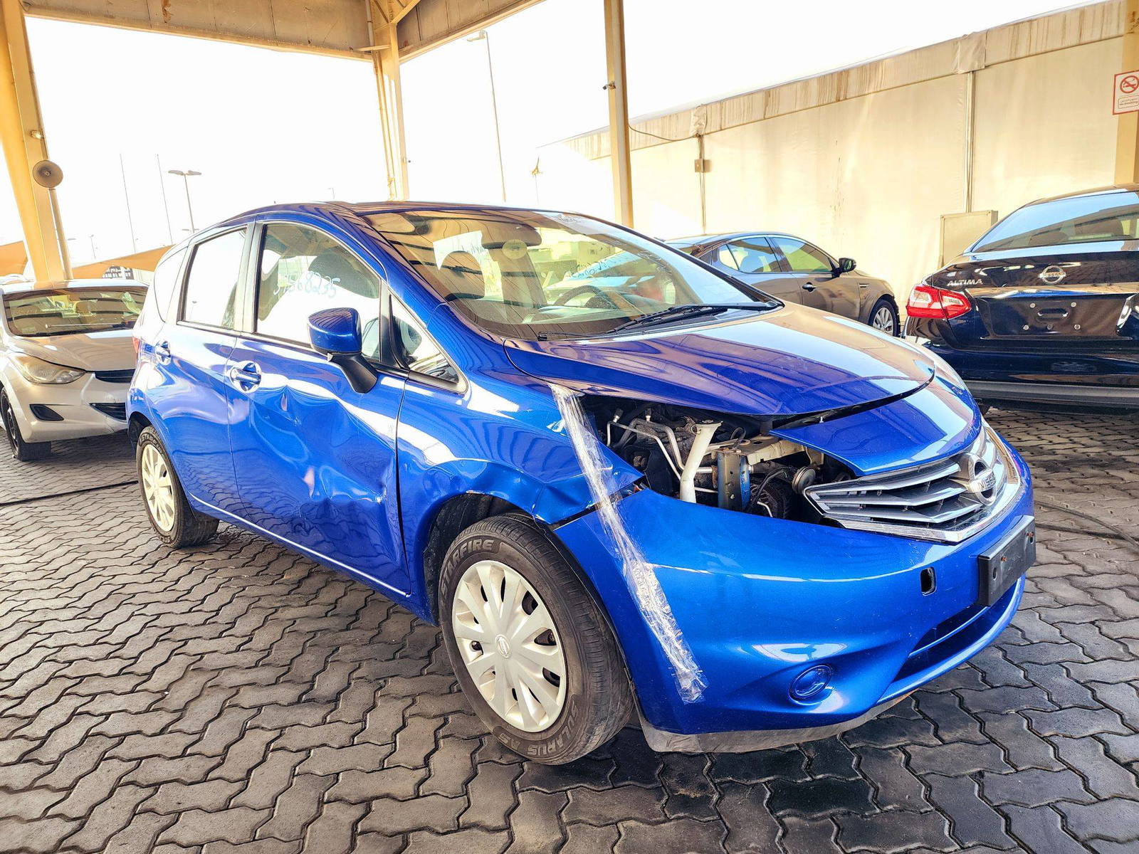 2016 NISSAN VERSA NOTE — 123059 Miles — Lot 6GL408005 — Souq - Marhaba Auctions Used Cars - Image 4