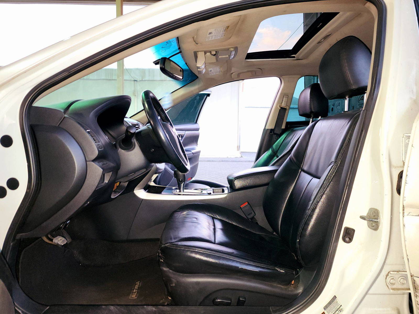 2014 NISSAN ALTIMA — 173924 Miles — Lot 40161251 — Souq - Marhaba Auctions Used Cars - Image 9