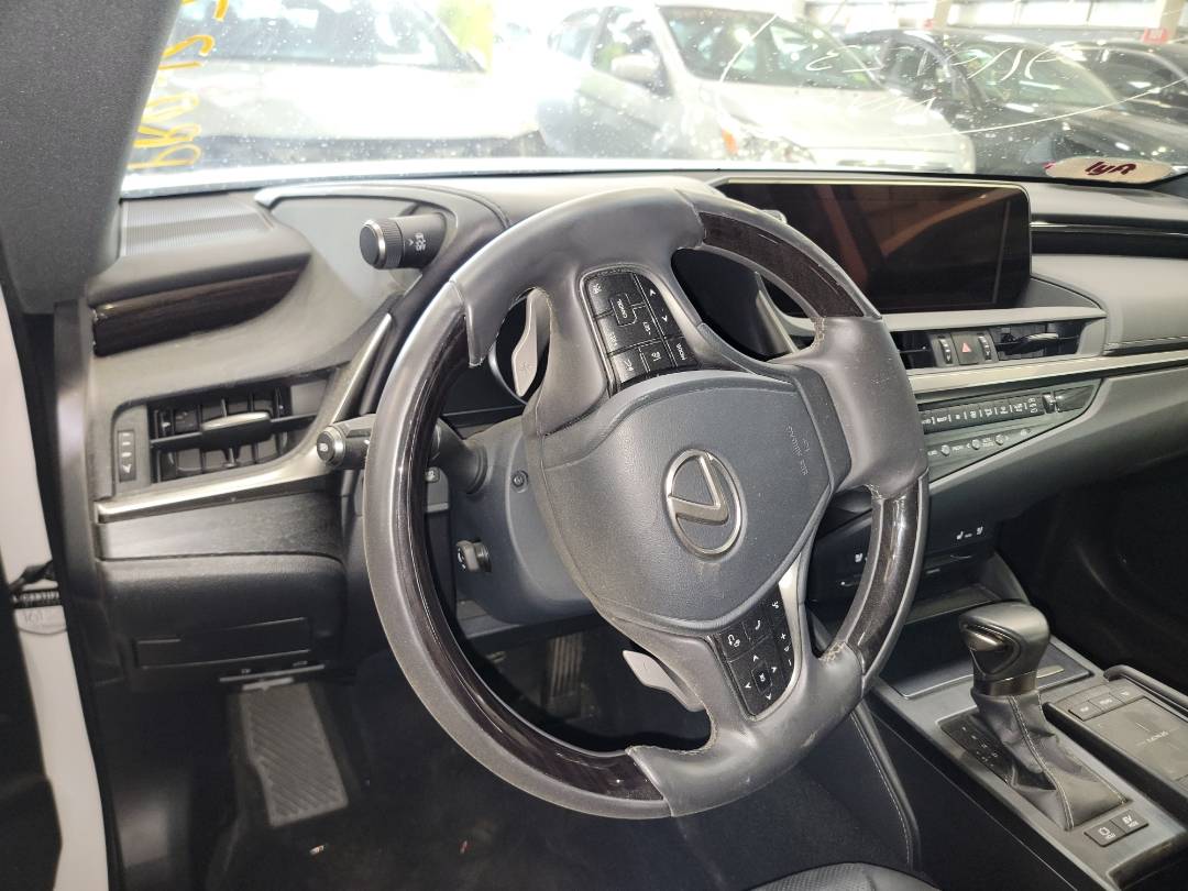 2020 LEXUS ES 300H — 54292 Miles — Lot 37553716 - Marhaba Auctions Used Cars - Image 10