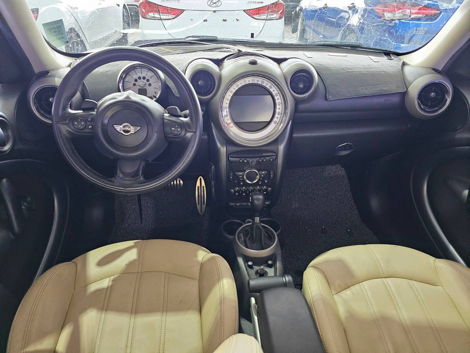 2011 MINI COOPER COUNTRYMAN — 103567 KM — Lot K94730 — Souq - Marhaba Auctions Used Cars - Image 7