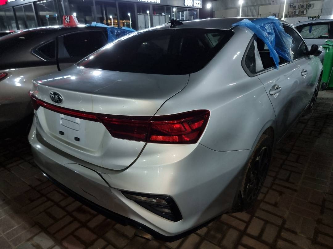2019 KIA FORTE — 116265 Miles — Lot 40615554 - Marhaba Auctions Used Cars - Image 4