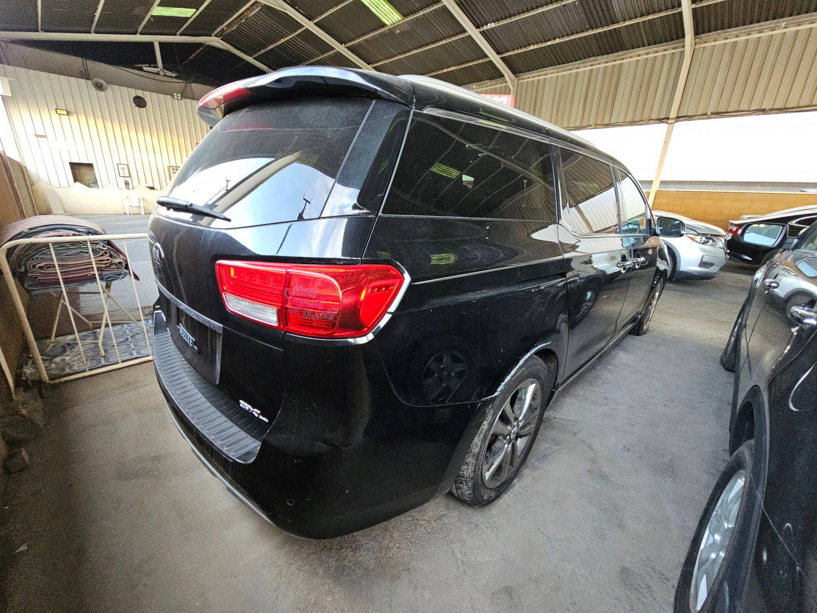 2017 KIA SEDONA — 115522 Miles — Lot 4H6278977 — Main - Marhaba Auctions Used Cars - Image 6