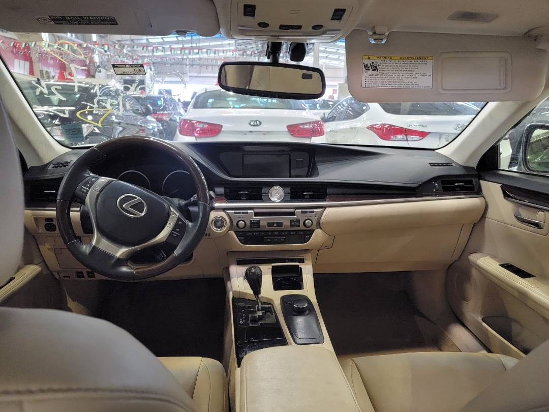 2013 LEXUS ES 350 — 141039 Miles — Lot 9D2066177 — Main - Marhaba Auctions Used Cars - Image 8