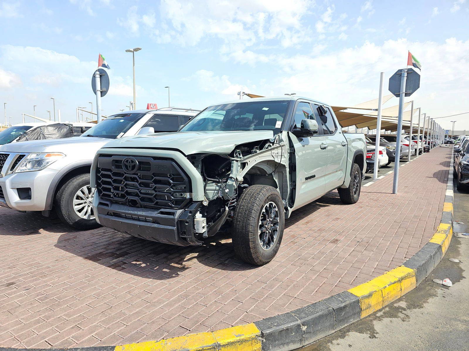TOYOTA TUNDRA 2025 - Marhaba Auction Used Cars - Image 4