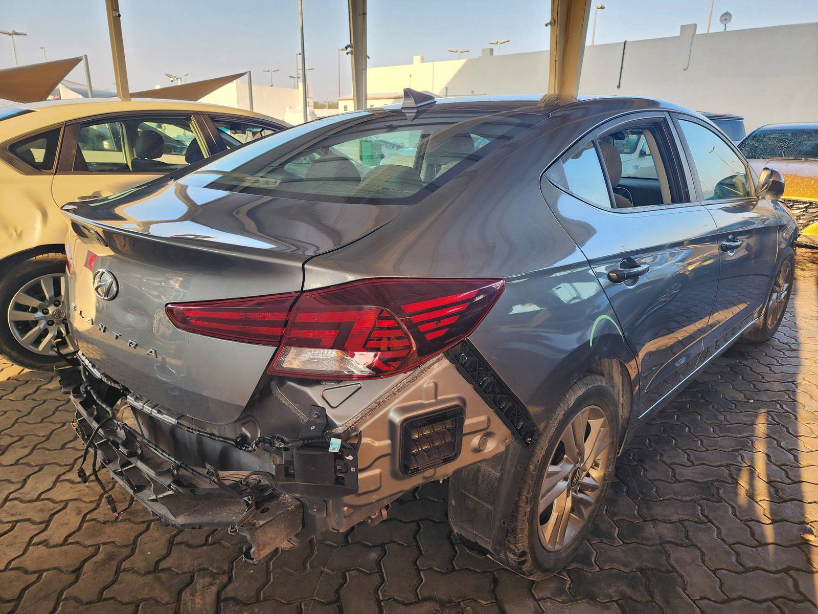 2019 HYUNDAI ELANTRA — 116967 Miles — Lot 42116154 - Marhaba Auctions Used Cars - Image 3