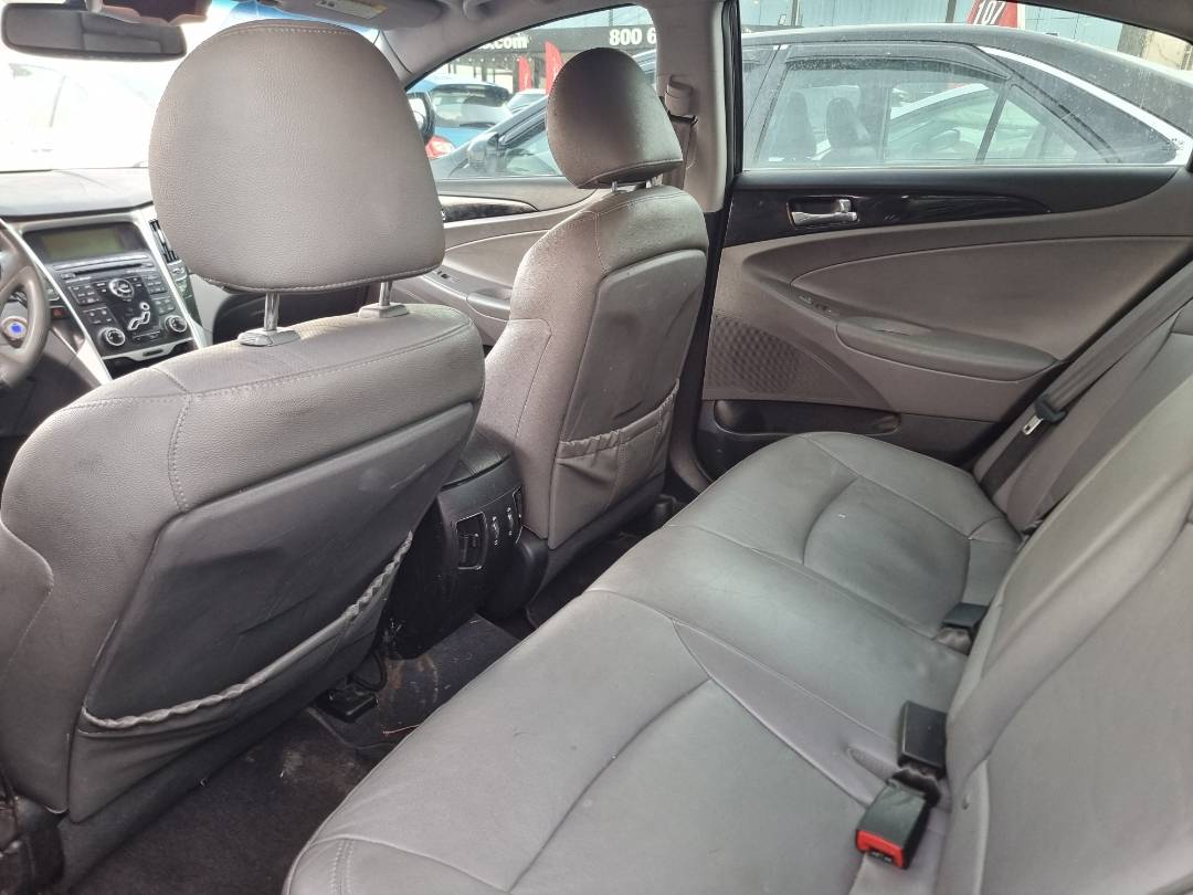 2011 HYUNDAI SONATA — 166528 Miles — Lot 211574 — Ind. 12 - Marhaba Auctions Used Cars - Image 6