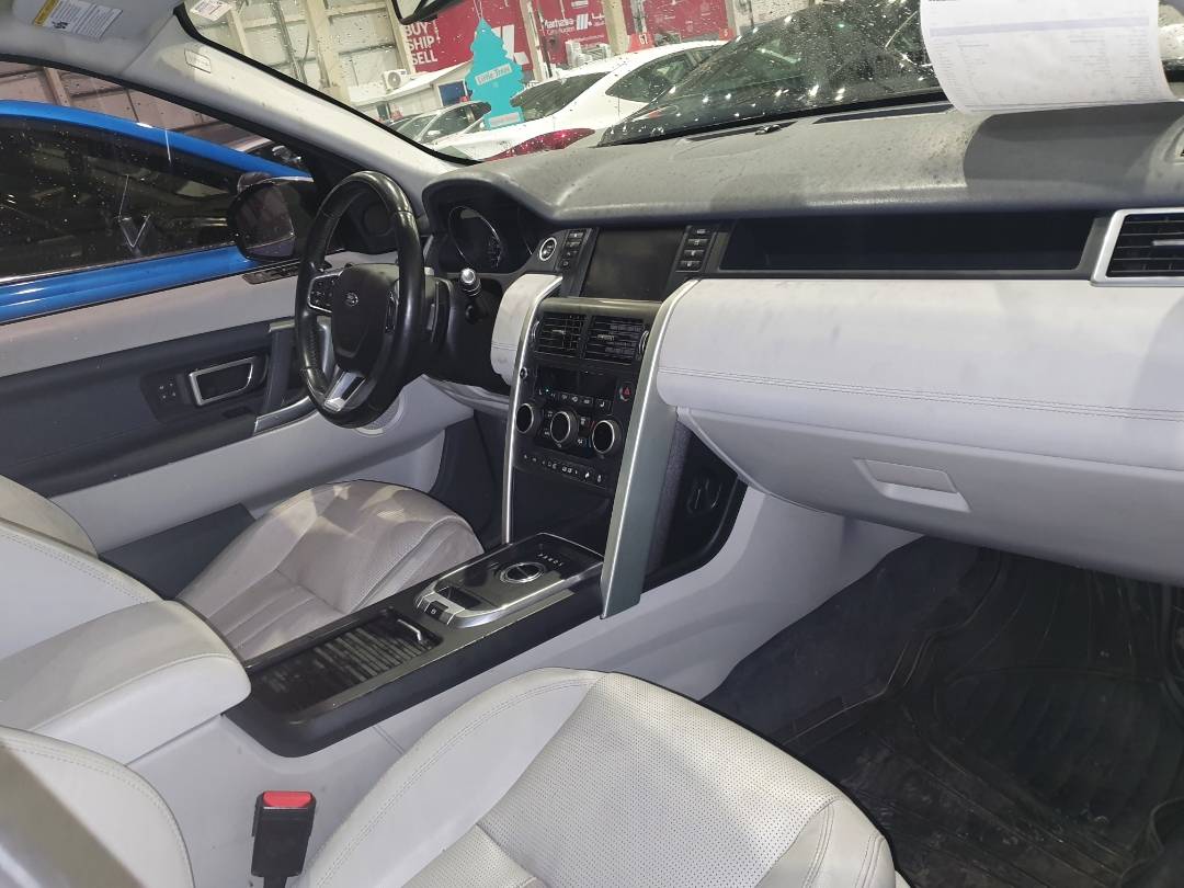 2016 LAND ROVER DISCOVERY — 130293 Miles — Lot 36718075 — Main - Marhaba Auctions Used Cars - Image 7
