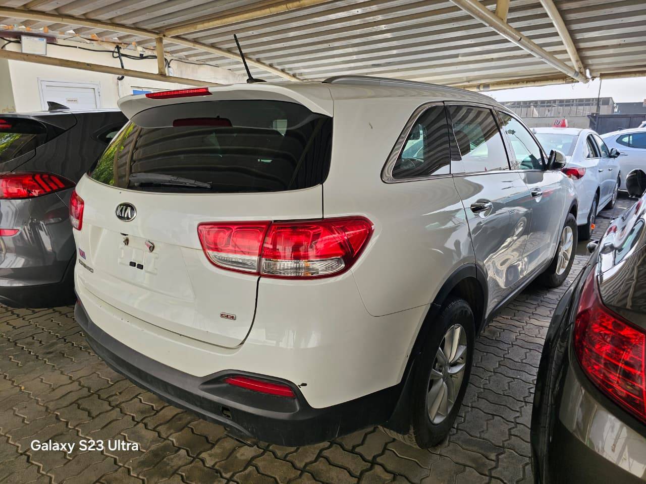 2017 KIA SORENTO — 165115 Miles — Lot G215595 — Souq - Marhaba Auctions Used Cars - Image 5