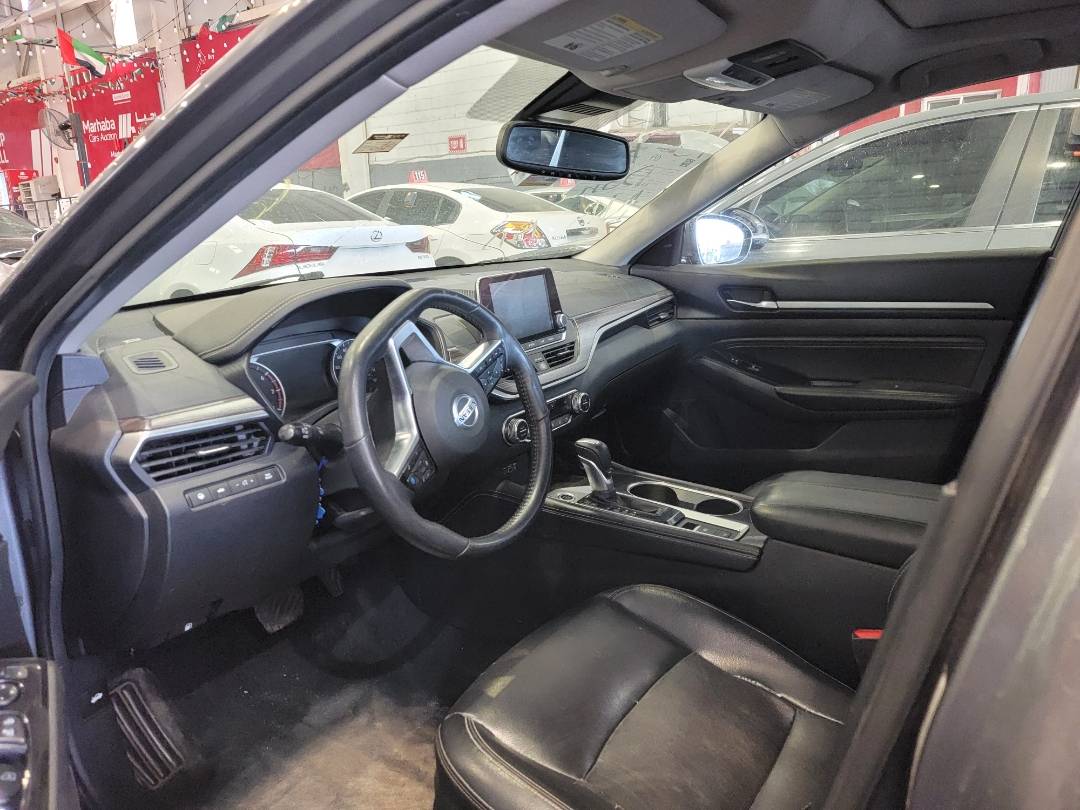 2020 NISSAN ALTIMA — 147400 Miles — Lot C157118 — Main - Marhaba Auctions Used Cars - Image 5