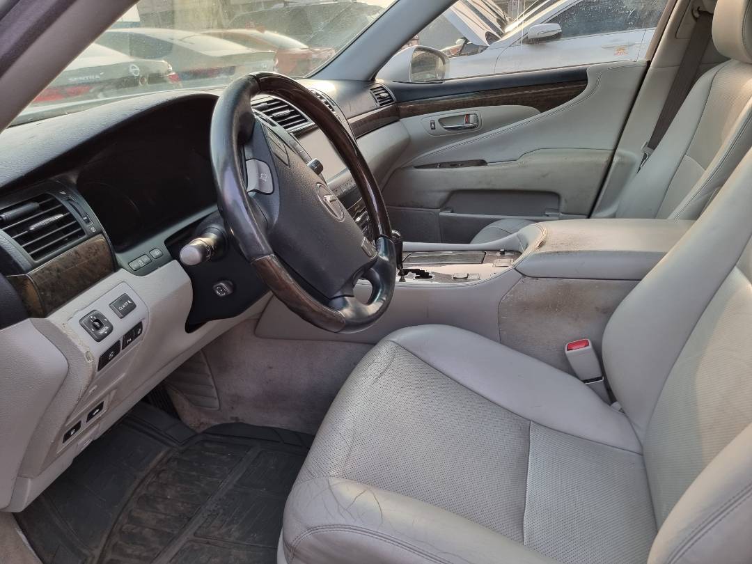 2008 LEXUS LS 460 — 221416 Miles — Lot 125487 — Ind. 12 - Marhaba Auctions Used Cars - Image 5