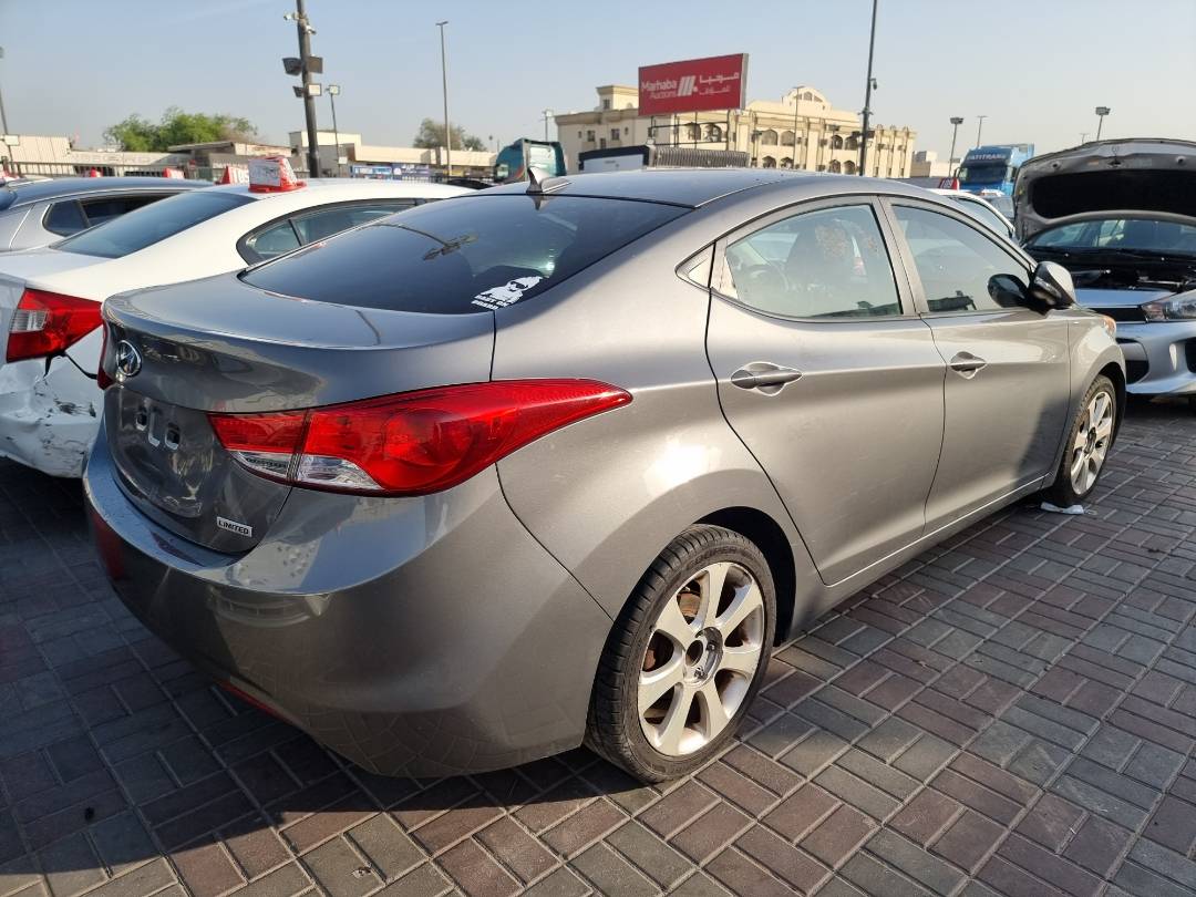 2013 HYUNDAI ELANTRA — 181762 Miles — Lot 214587 — Main - Marhaba Auctions Used Cars - Image 4