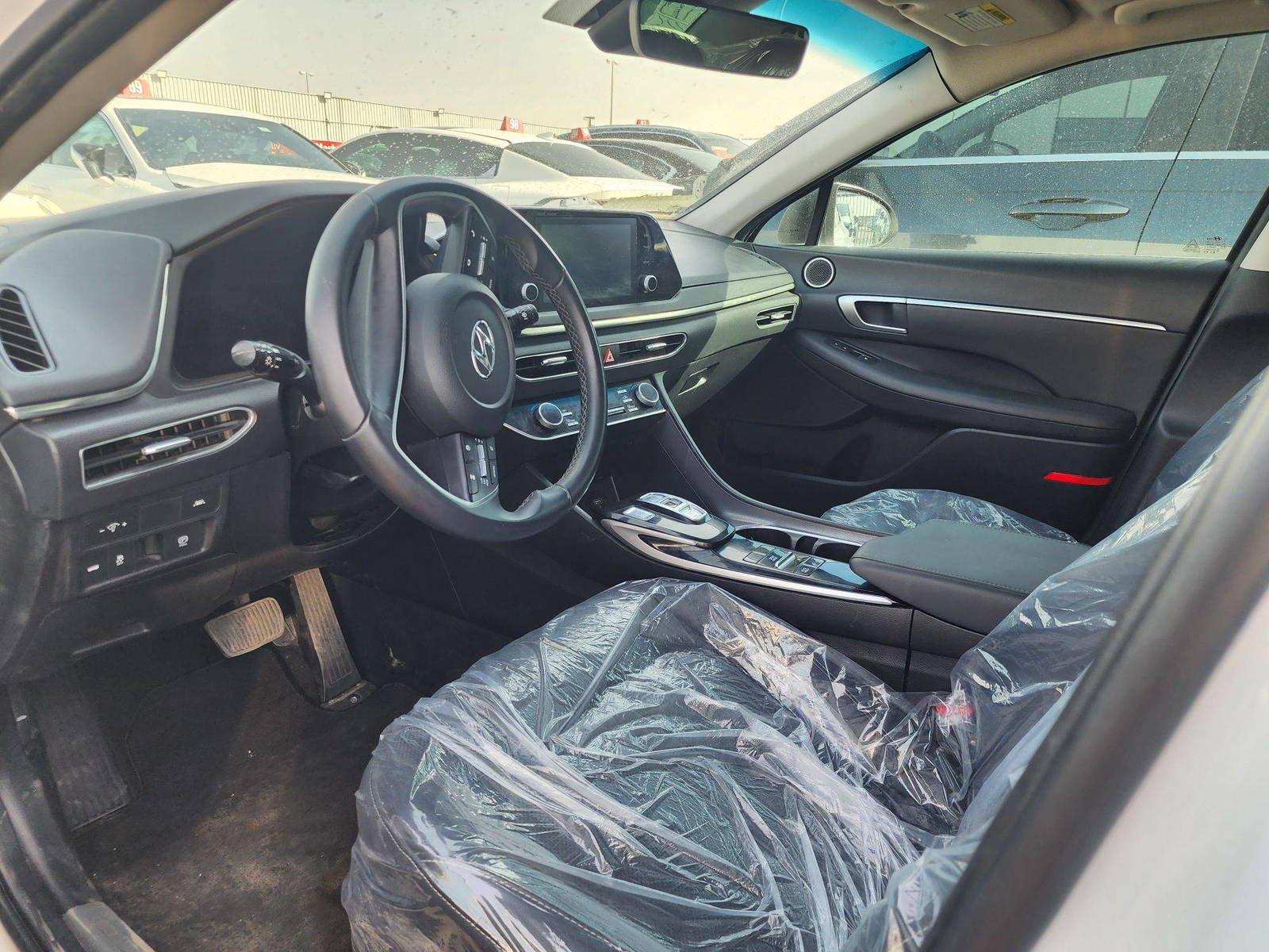 2022 HYUNDAI SONATA — sold — 48041 KM — Lot A197906 — Main - Marhaba Auctions Used Cars - Image 16