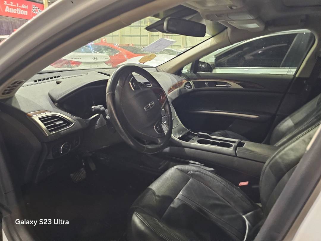 2014 LINCOLN MKZ — 120206 Miles — Lot 120206 — Souq - Marhaba Auctions Used Cars - Image 7