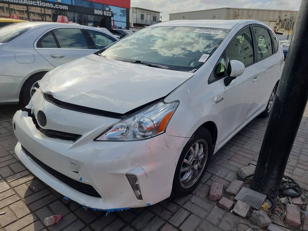 TOYOTA PRIUS V 2014 - Marhaba Auction Used Cars - Image 5