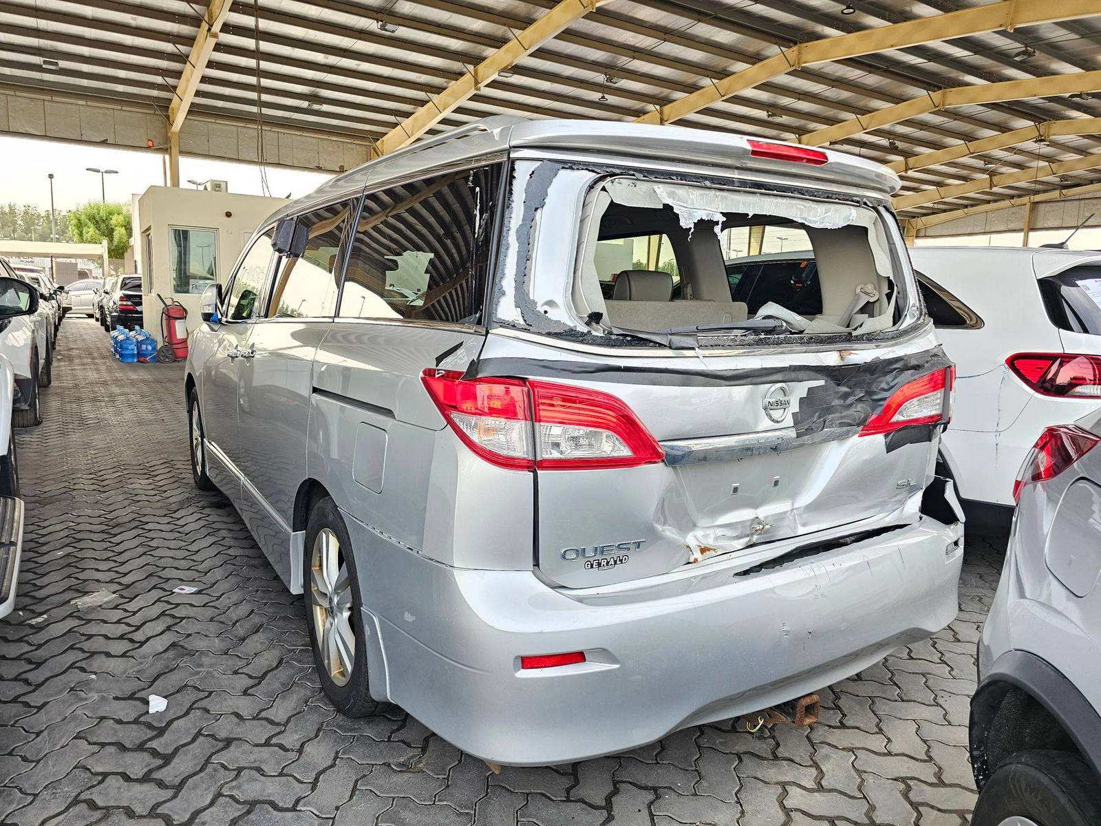 2013 NISSAN QUEST — 209237 Miles — Lot 89340765 — Souq - Marhaba Auctions Used Cars - Image 5