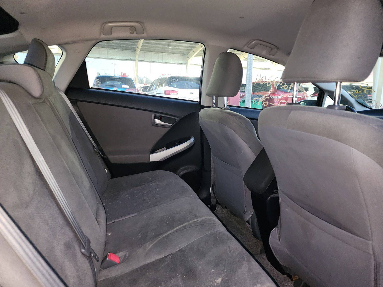 2012 TOYOTA PRIUS — 172247 Miles — Lot 49242204 — Ind. 12 - Marhaba Auctions Used Cars - Image 4