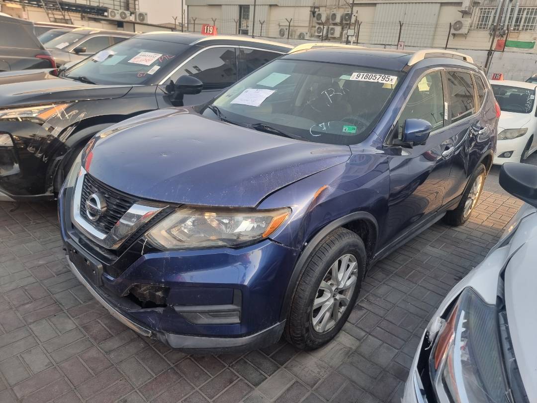 Nissan Rogue 2017 view 2