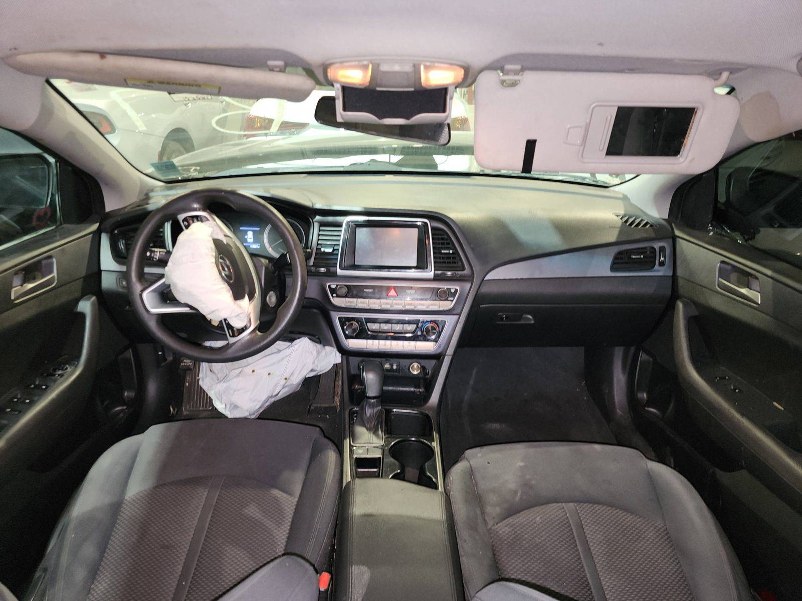 2018 HYUNDAI SONATA — 153581 Miles — Lot 728518 — Al Quoz - Marhaba Auctions Used Cars - Image 8