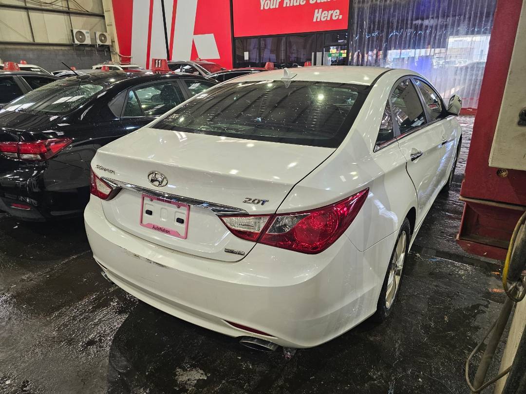 2011 HYUNDAI SONATA — 174045 Miles — Lot 41877846 — Souq - Marhaba Auctions Used Cars - Image 3