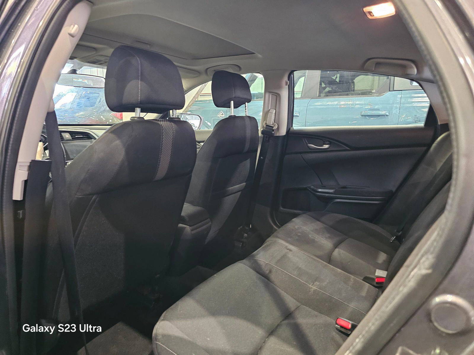2016 HONDA CIVIC — 74471 KM — Lot 71065995 — Main - Marhaba Auctions Used Cars - Image 7