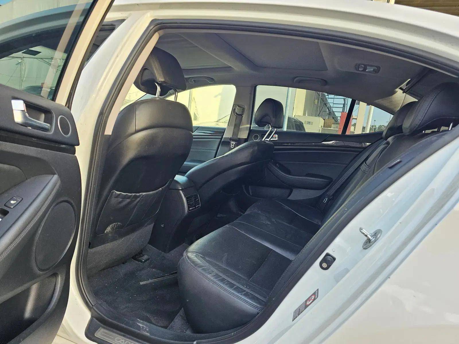 KIA CADENZA 2015 - Marhaba Auction Used Cars - Image 6