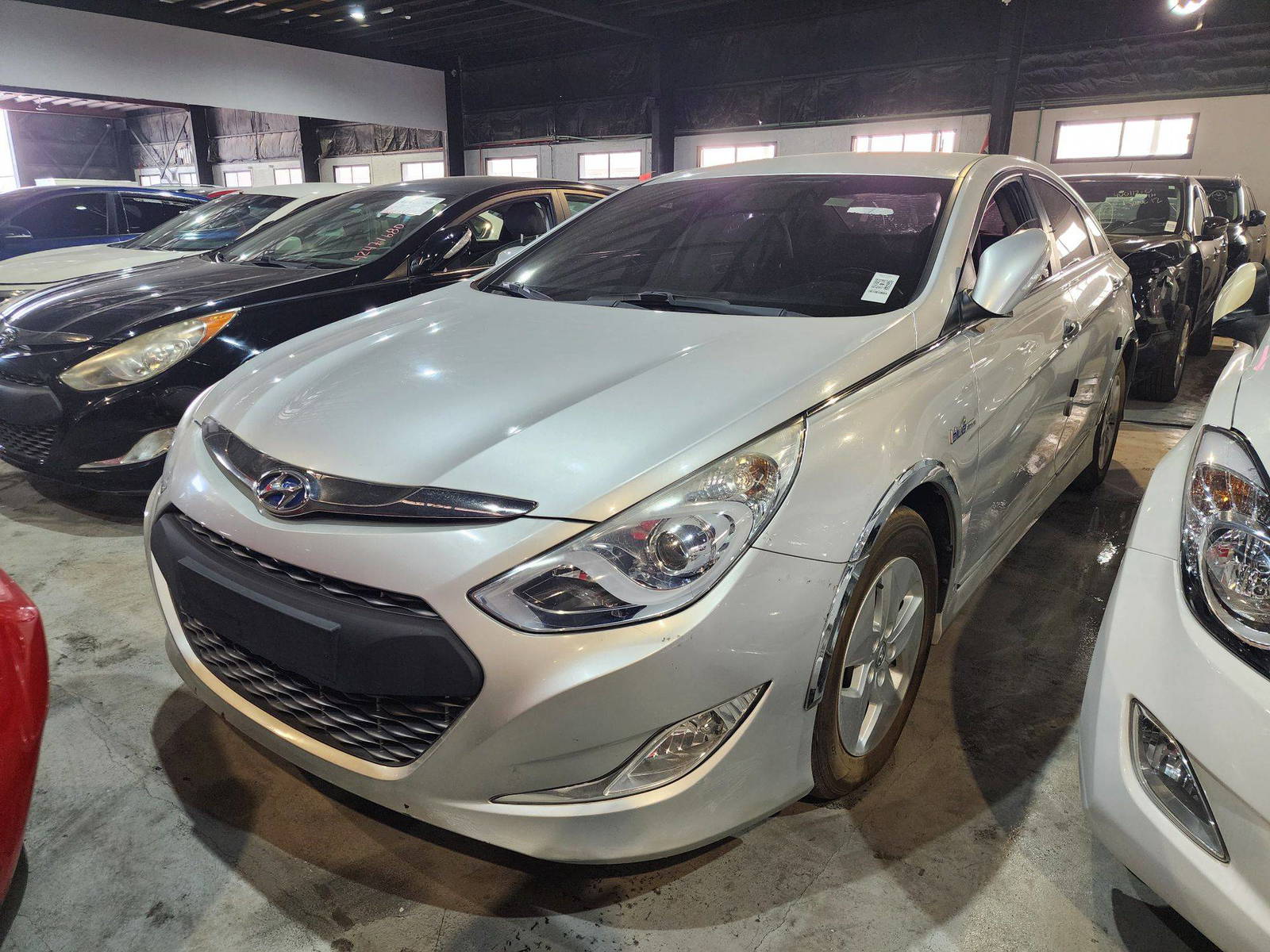 2012 HYUNDAI SONATA — 157973 KM — Lot A021819 — Souq - Marhaba Auctions Used Cars - Image 3