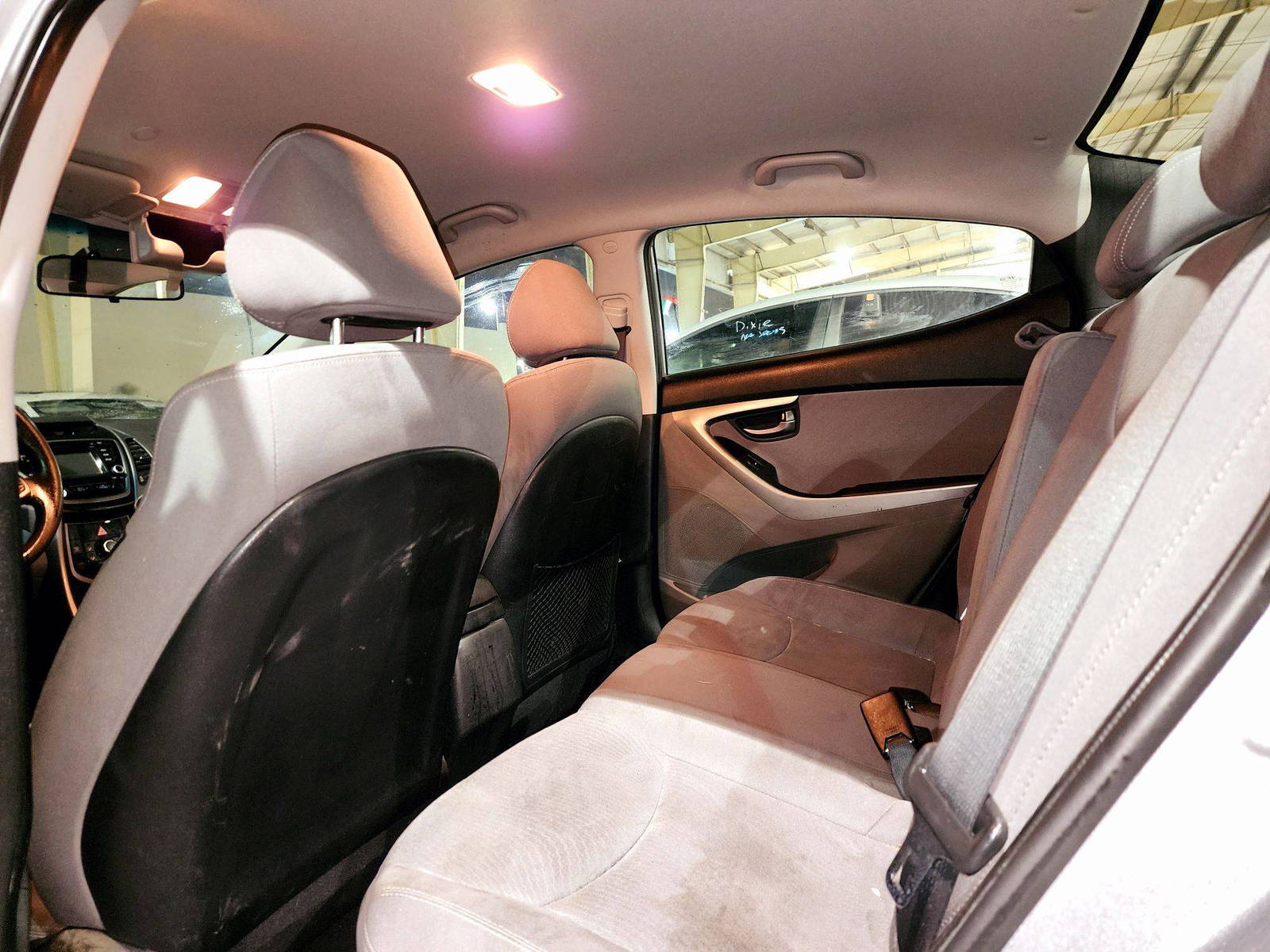 2014 HYUNDAI ELANTRA — 227420 Miles — Lot 2EU093319 — Souq - Marhaba Auctions Used Cars - Image 6