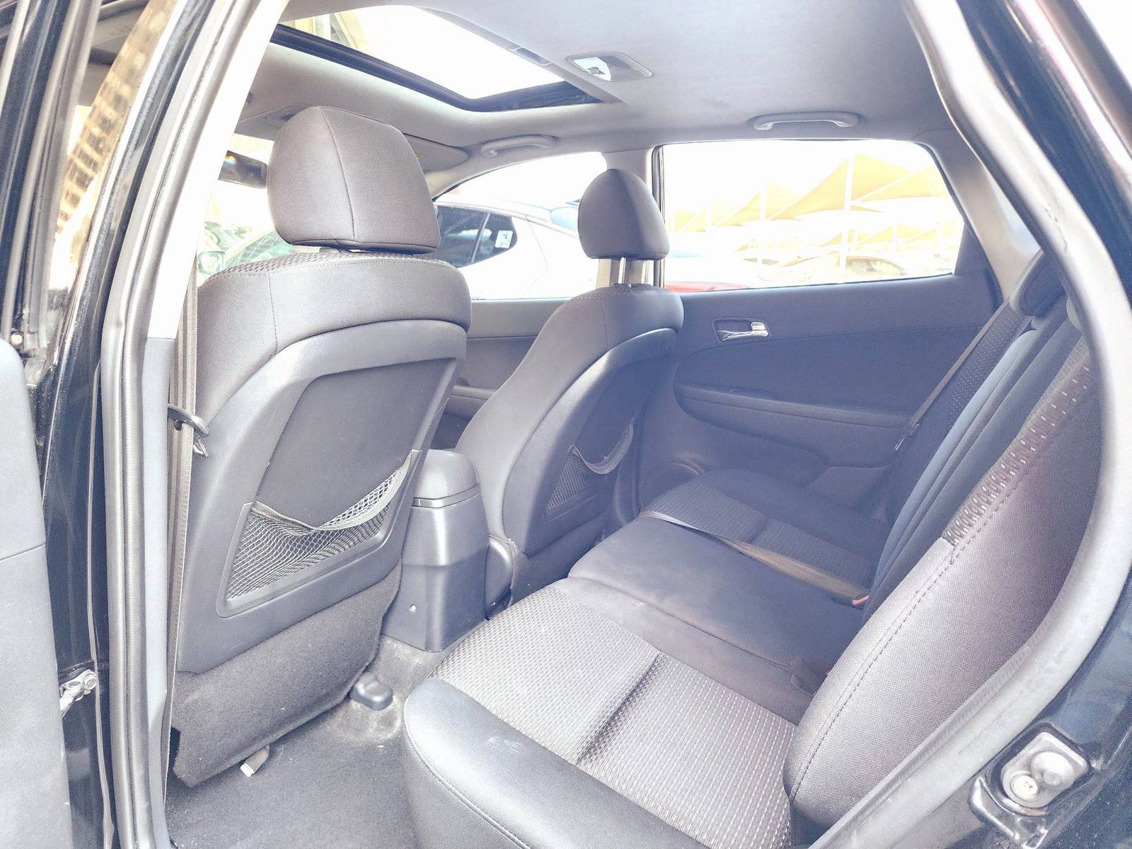2009 HYUNDAI i30 — 103759 KM — Lot P9U185482 — Souq - Marhaba Auctions Used Cars - Image 6