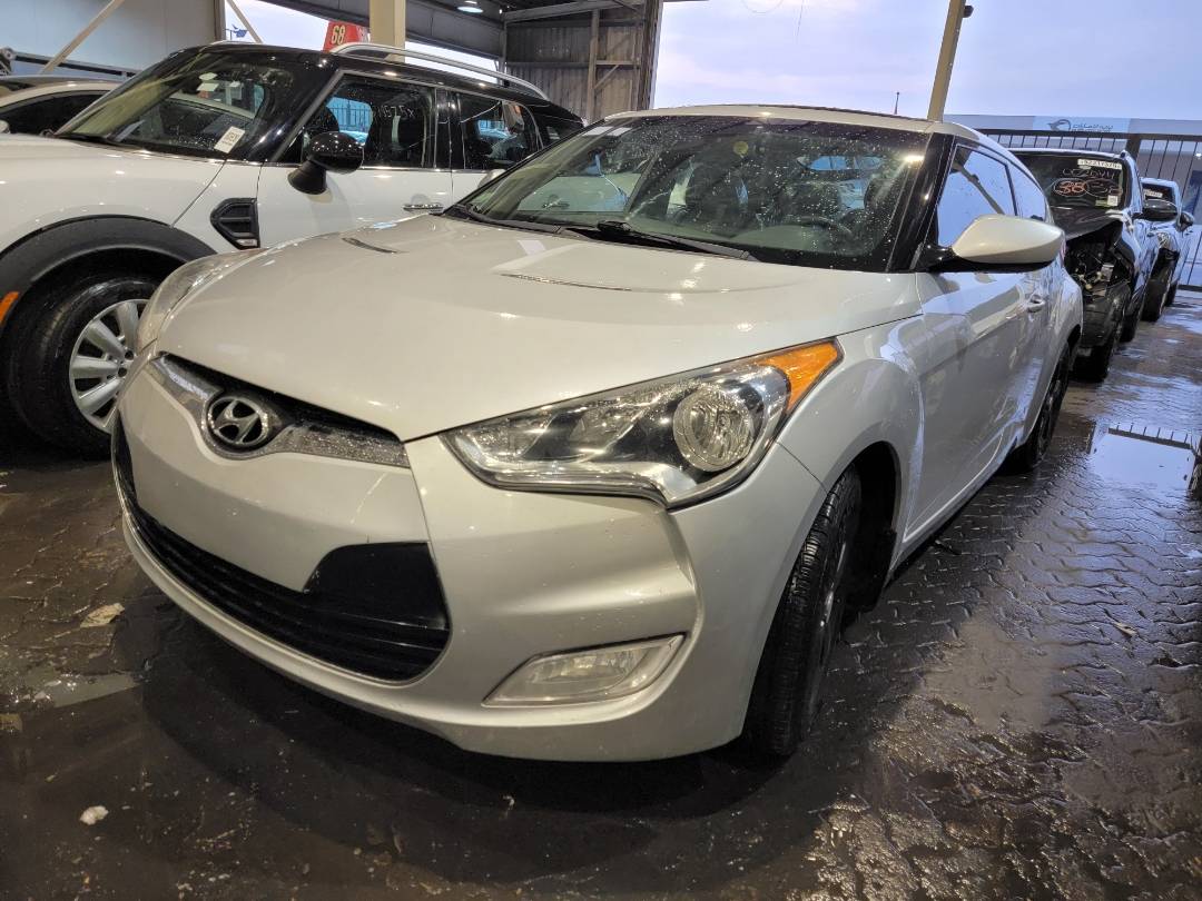 2013 HYUNDAI VELOSTER — 155236 Miles — Lot U121277 — Main - Marhaba Auctions Used Cars - Image 5