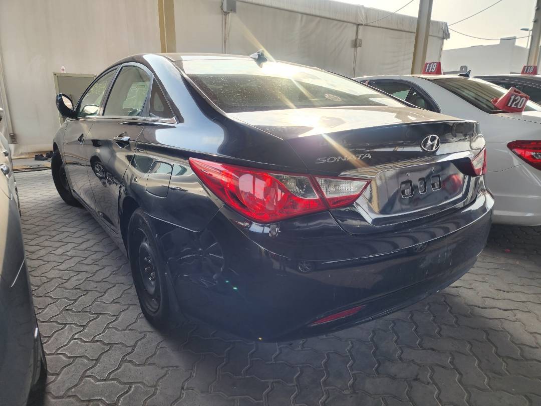 2013 HYUNDAI SONATA — 236821 Miles — Lot 47565234 — Souq - Marhaba Auctions Used Cars - Image 5
