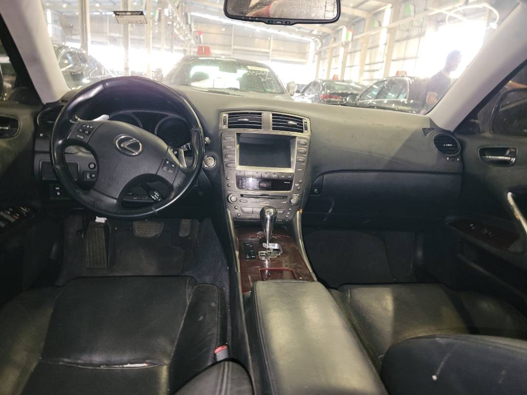 2006 LEXUS IS 250 — 165031 Miles — Lot 008120 — Souq - Marhaba Auctions Used Cars - Image 8