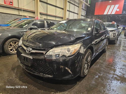TOYOTA CAMRY