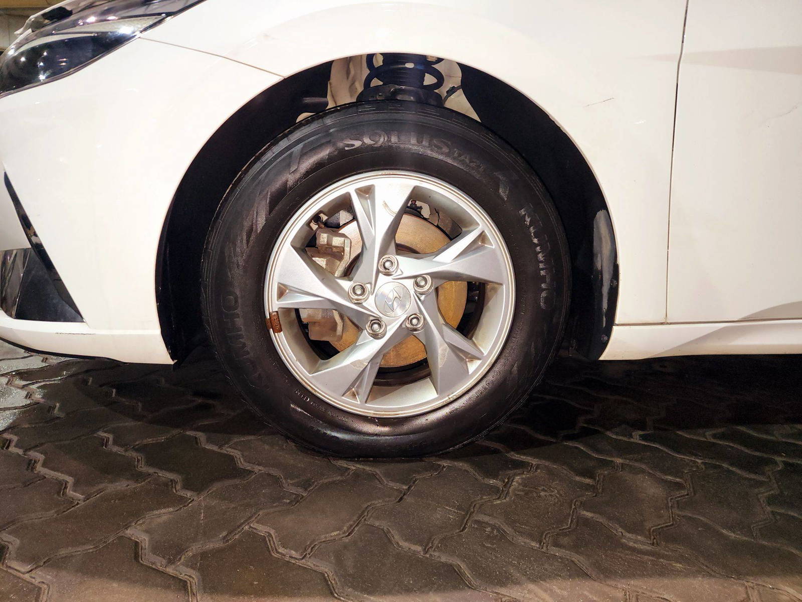 2021 HYUNDAI AVANTE — 155324 KM — Lot 028218 — Souq - Marhaba Auctions Used Cars - Image 10