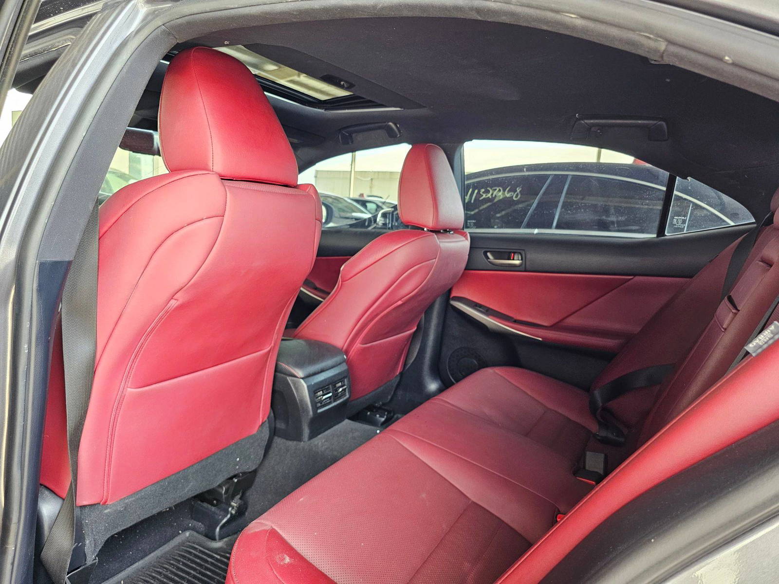 2017 LEXUS IS 200T — 98094 Miles — Lot H5050269 — Souq - Marhaba Auctions Used Cars - Image 6