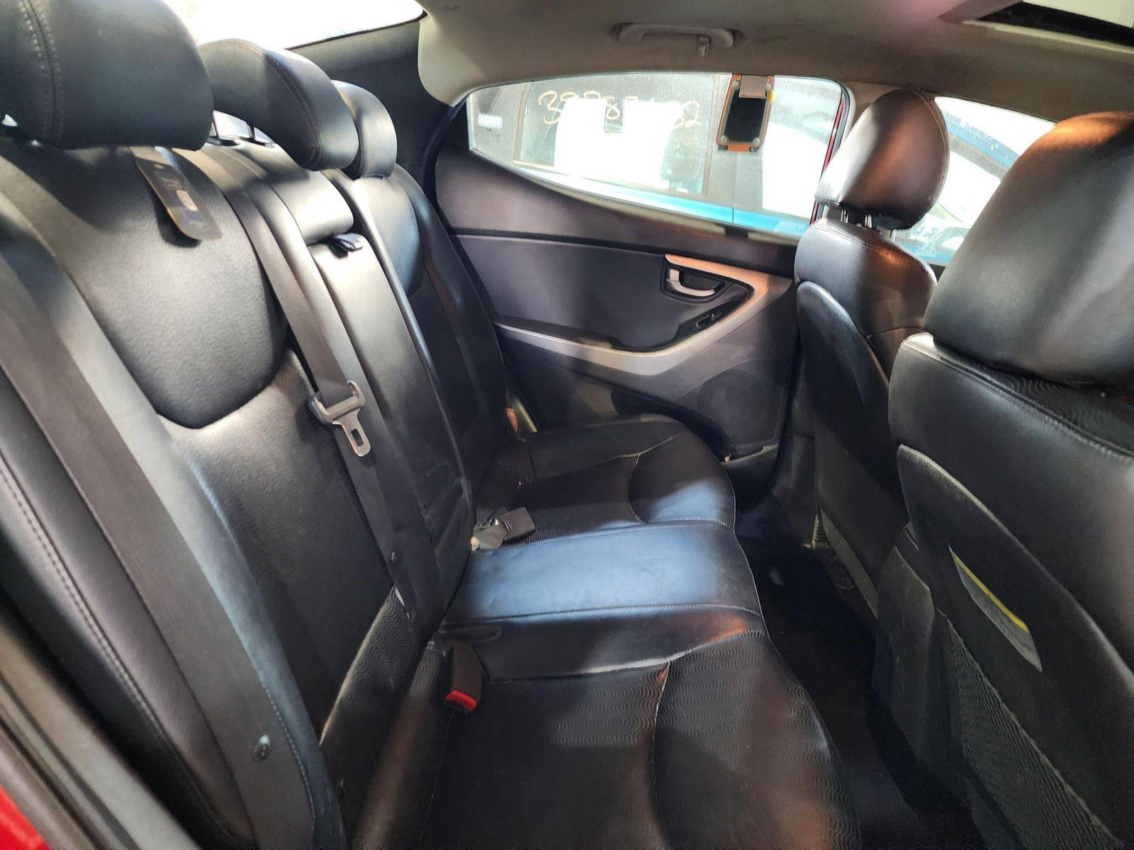 2012 HYUNDAI ELANTRA — 210014 Miles — Lot 21601 — Al Quoz - Marhaba Auctions Used Cars - Image 8